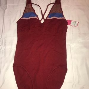 Sleeveless bodysuit